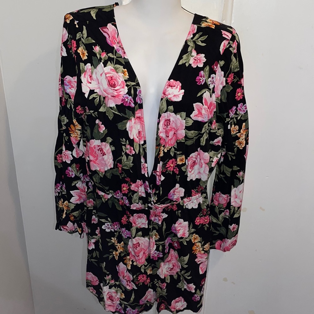 Forever 21 Floral Shorts Romper 1X